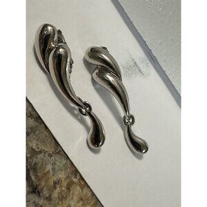 Vintage Earring Avon Silver Tone Modernist Wavy Dangle Clip On